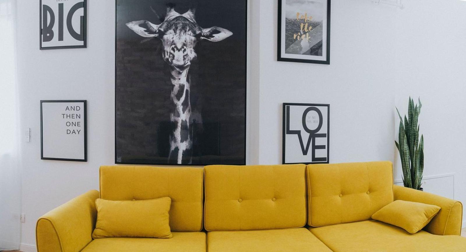 Charlotte Piata Unirii - Free Private Parking 2Bedrooms Apartment オラデア エクステリア 写真